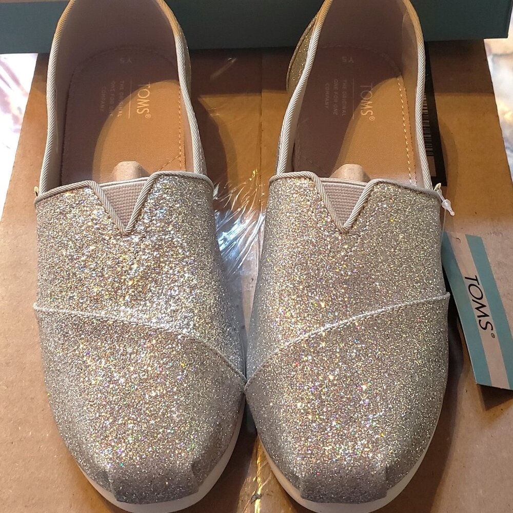 Size 5 (Youth) - TOMS Classics Girls' Alpargata Shoes - SILVER IRIDESCENT - NEW